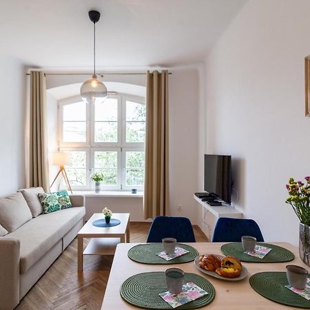 Old Town Charming Cozy Fully Equipped Lejlighed Kraków Eksteriør billede